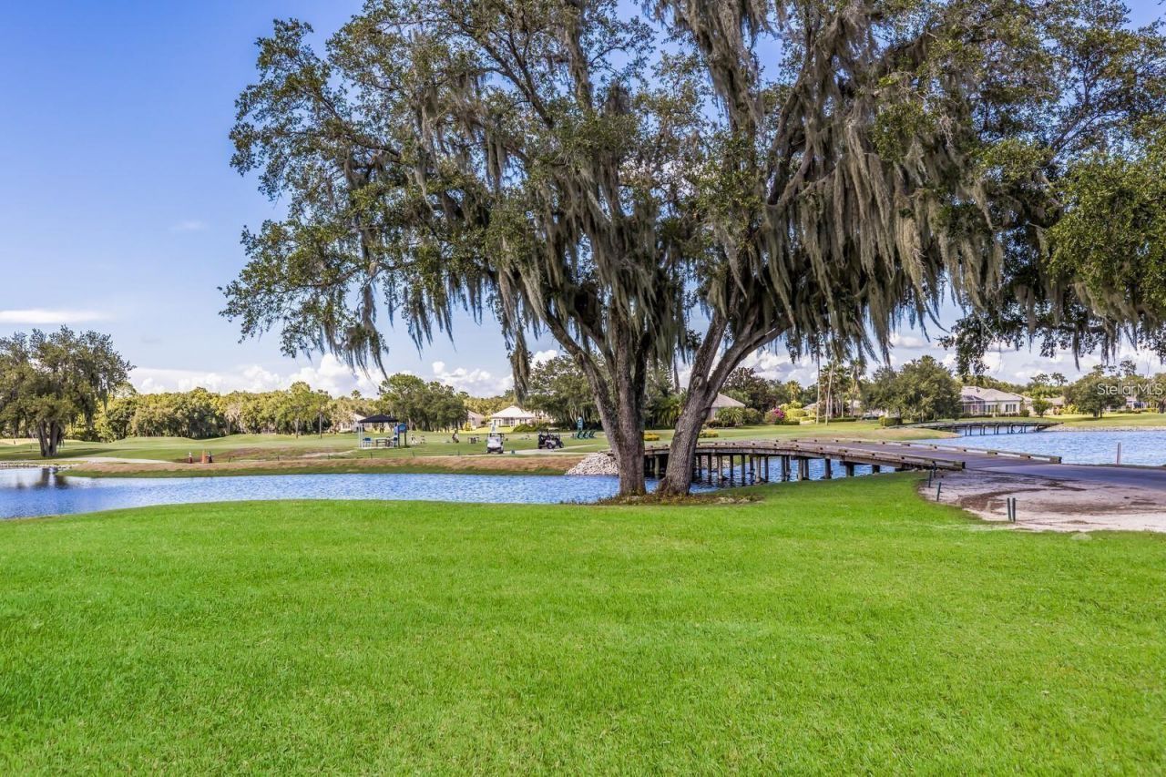 8762 52nd Avenue E, Bradenton, FL 34211 Photo