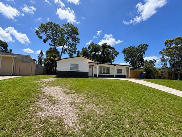4116 OAKFIELD AVENUE , HOLIDAY, FL 34691