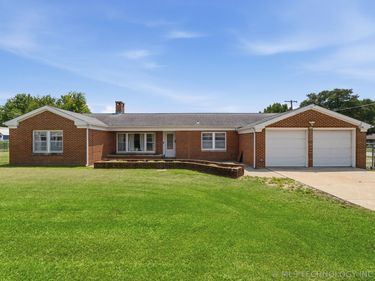 603 E Elgin Place , Broken Arrow, OK 74012