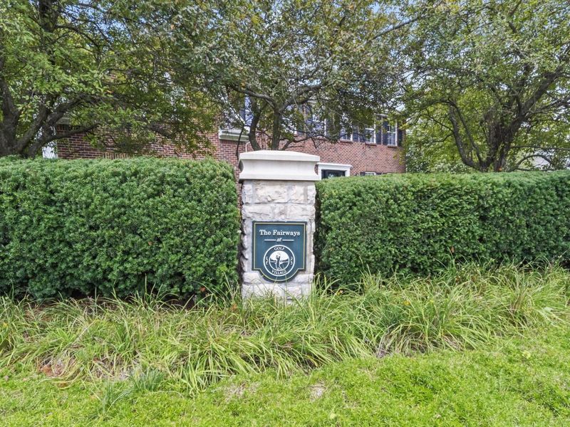 7833 Polo Lane, Powell, OH 43065 Photo 4