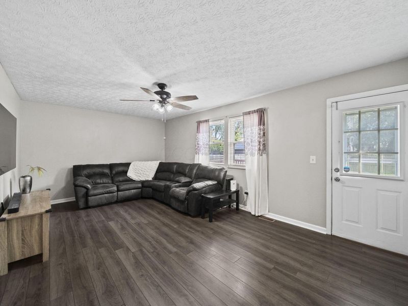 4087 Wintergreen Boulevard, Columbus, OH 43230 Photo 10