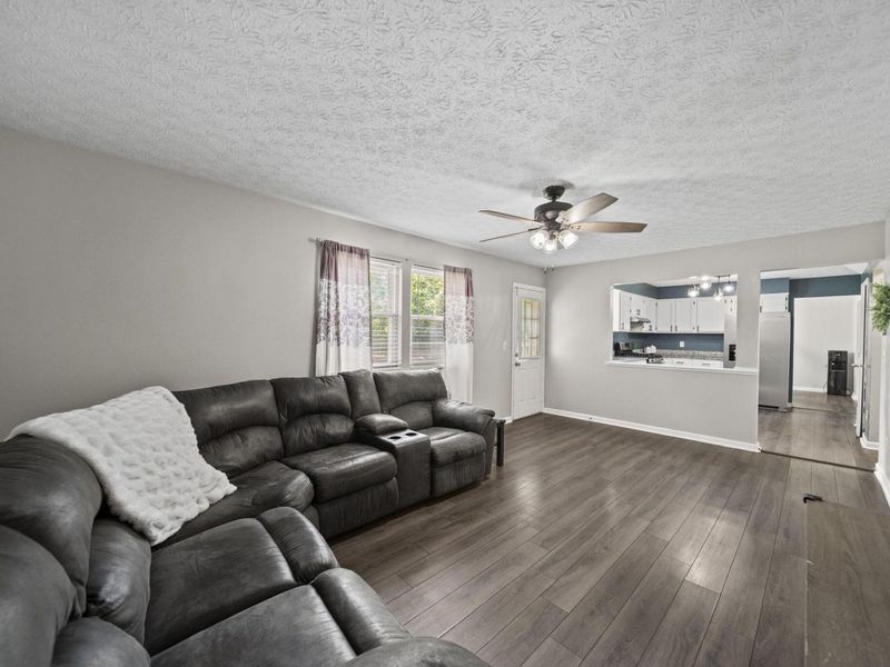 4087 Wintergreen Boulevard, Columbus, OH 43230 Photo 11