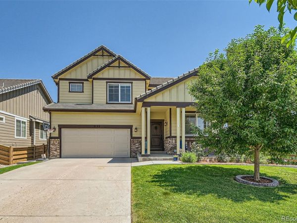 10122 Richfield Way , Commerce City, CO 80022