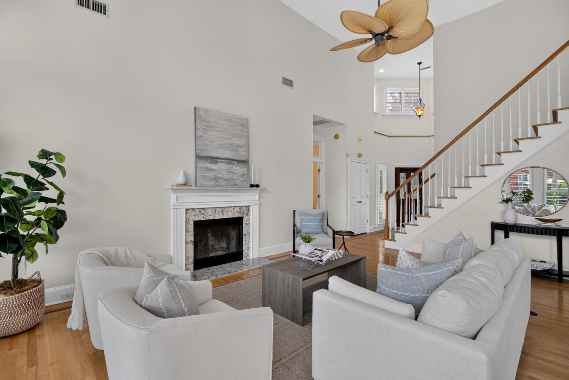 1356 Topsail Court Photo 5