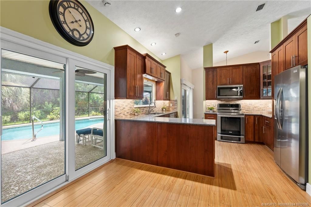 530 SE Woods Edge Trail, Stuart, FL 34997 Photo