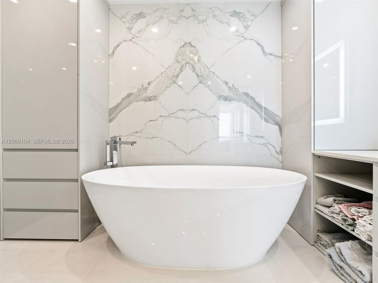 18201 Collins Ave, Unit 4106, Sunny Isles Beach, FL 33160 Photo