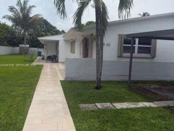 260 Northwest Dr , Unit 260, Miami, FL 33126