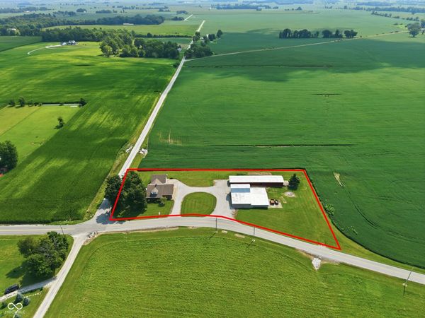 11983 N Little Point Road, Stilesville, IN 46180