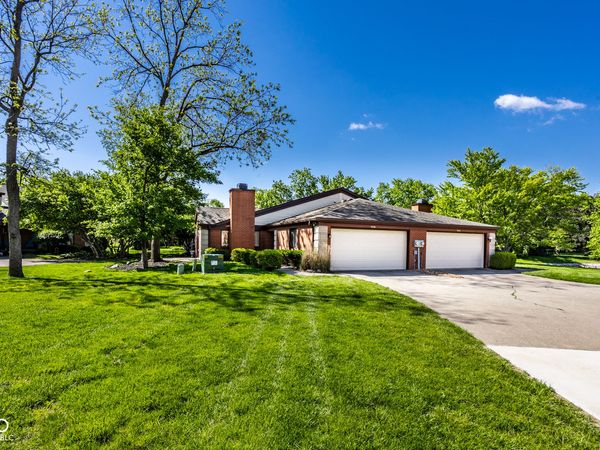 9350 Golden Leaf Way, Indianapolis, IN 46260