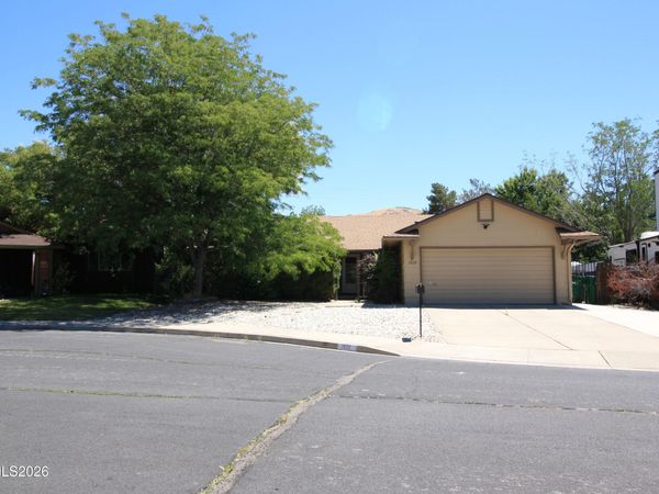 1820 Fairlie Court, Sparks, NV 89434
