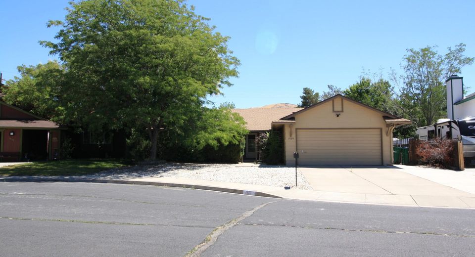 1820 Fairlie Court, Sparks, NV 89434 Photo