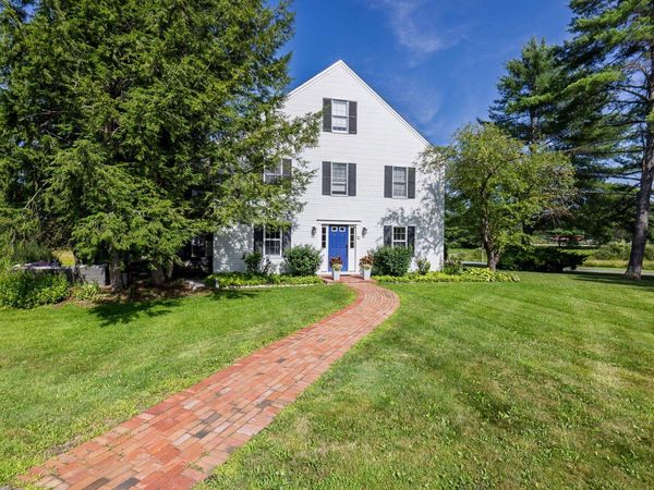 40 Norwich Meadow, Unit 10, Norwich, VT 05055