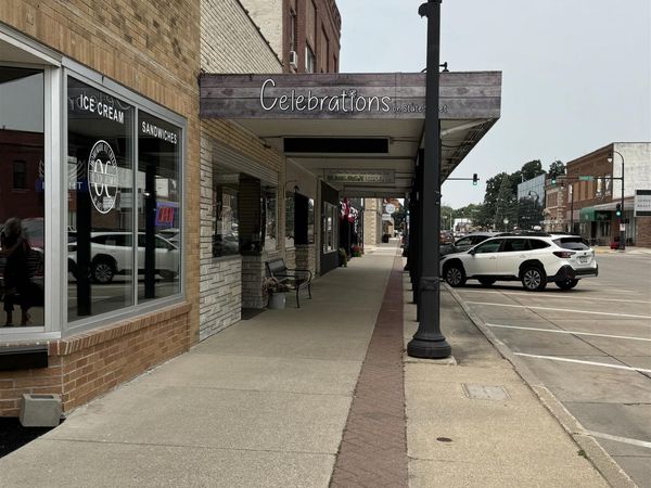 110 E State Street, Algona, IA 50511