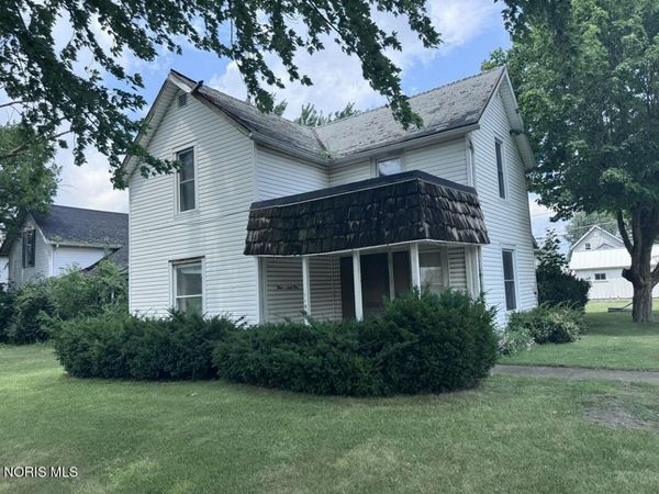 304 Robinson Avenue , Kenton, OH 43326