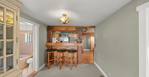 10306 Trout Creek Road, Truckee, CA 96161 Photo