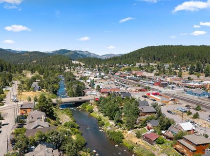 10306 Trout Creek Road, Truckee, CA 96161 Photo
