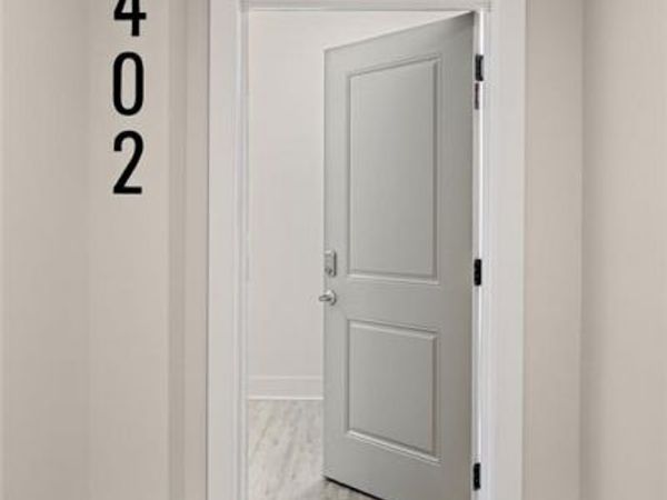 124 COURT Street , Unit 402, Bay St Louis, MS 39520