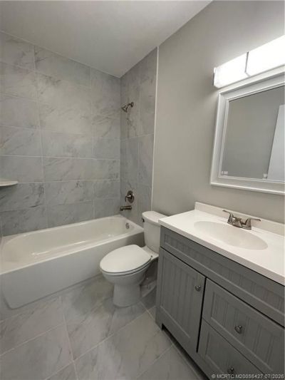 661 Hernando Street, Unit 8, Fort Pierce, FL 34949 Photo