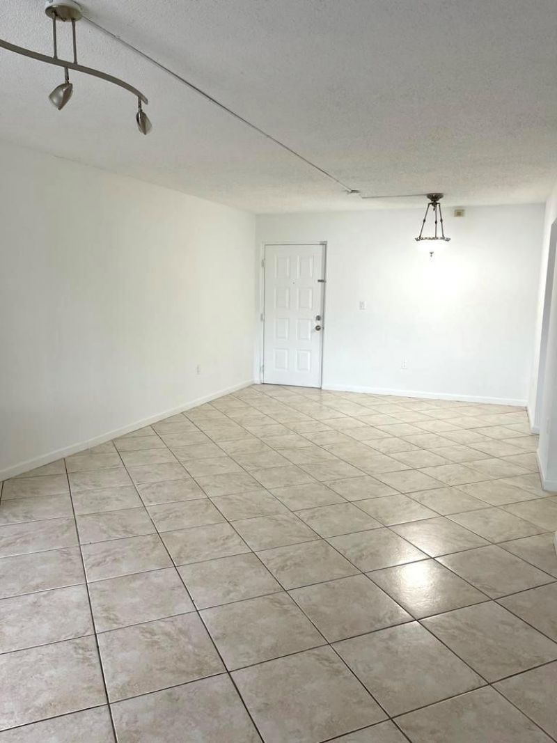 711 N Pine Island Road, Unit 305, Plantation, FL 33324 Photo