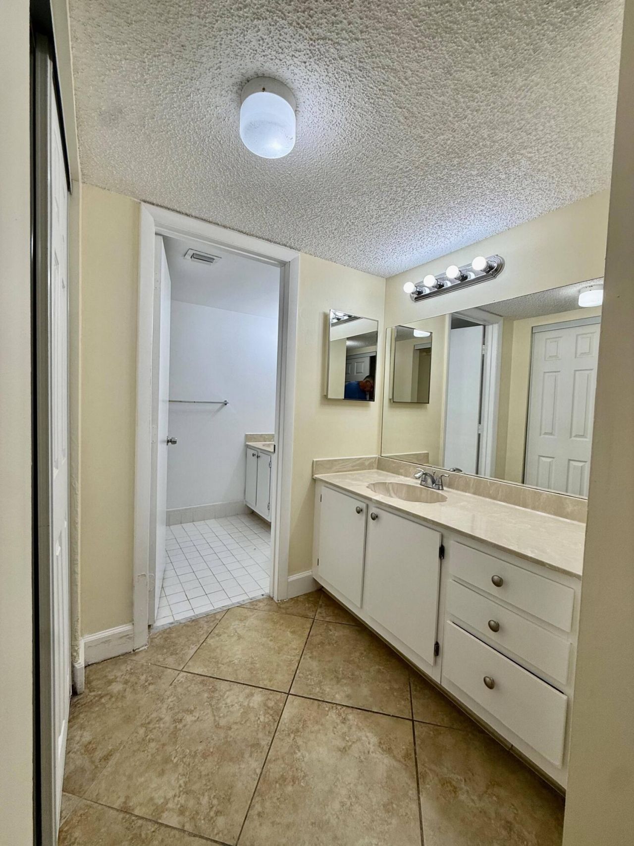 9777 Westview Drive, Unit 1113, Coral Springs, FL 33076 Photo