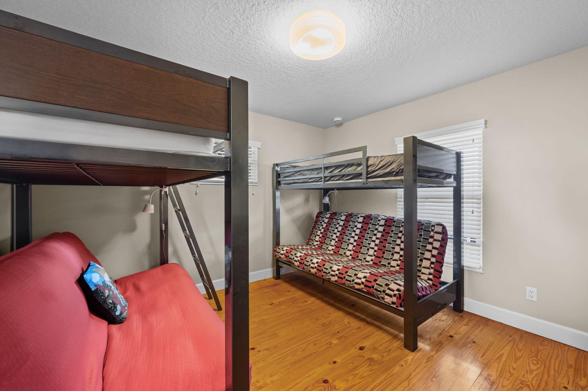 1790 NE Mango Terrace, Jensen Beach, FL 34957 Photo