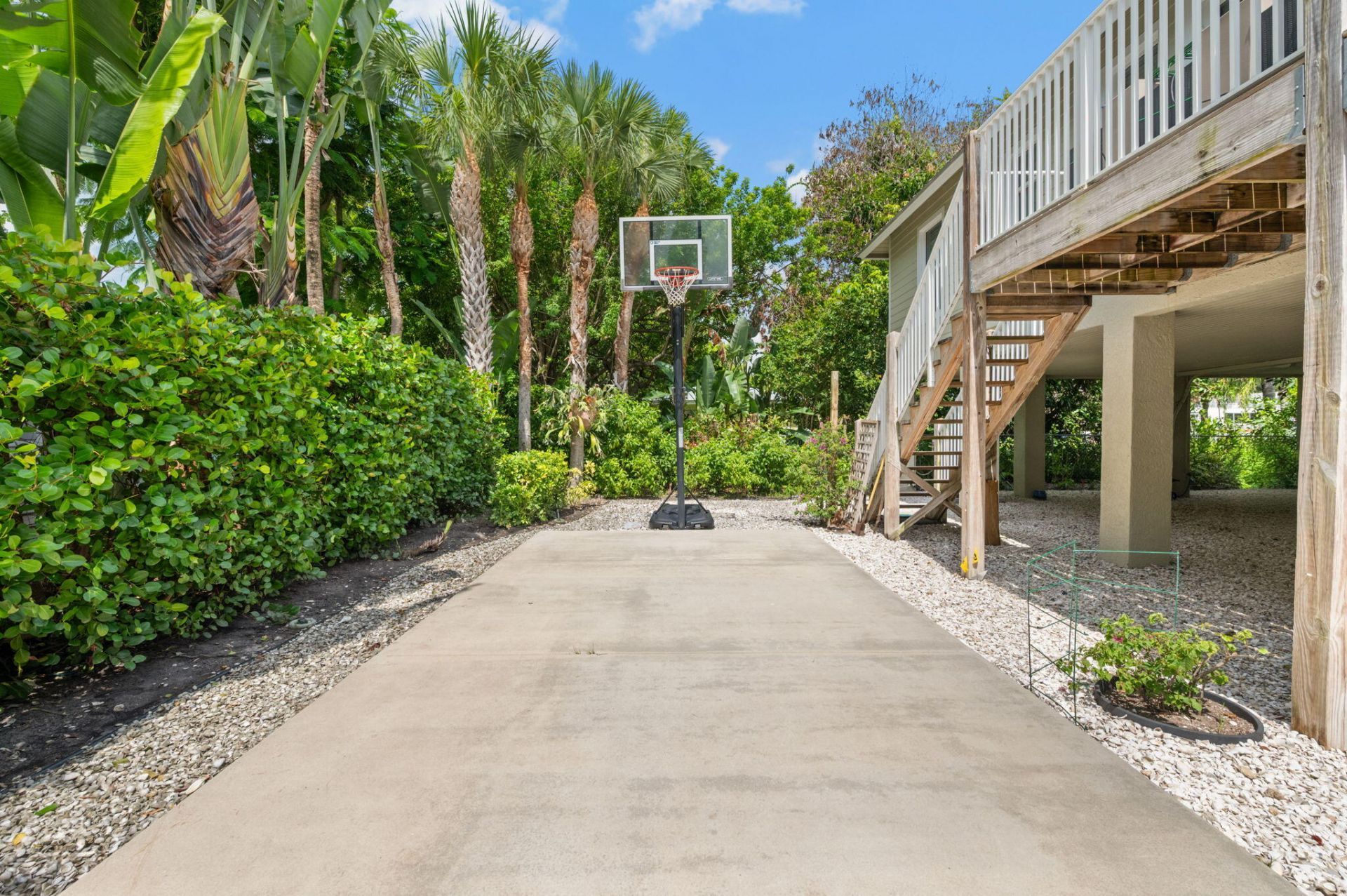 1790 NE Mango Terrace, Jensen Beach, FL 34957 Photo