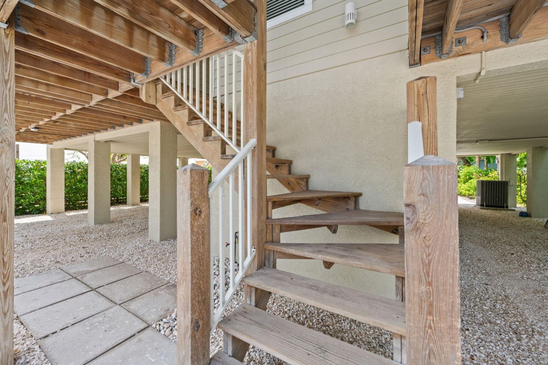 1790 NE Mango Terrace, Jensen Beach, FL 34957 Photo