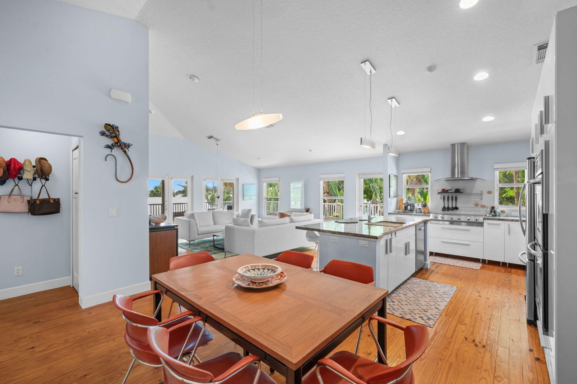 1790 NE Mango Terrace, Jensen Beach, FL 34957 Photo