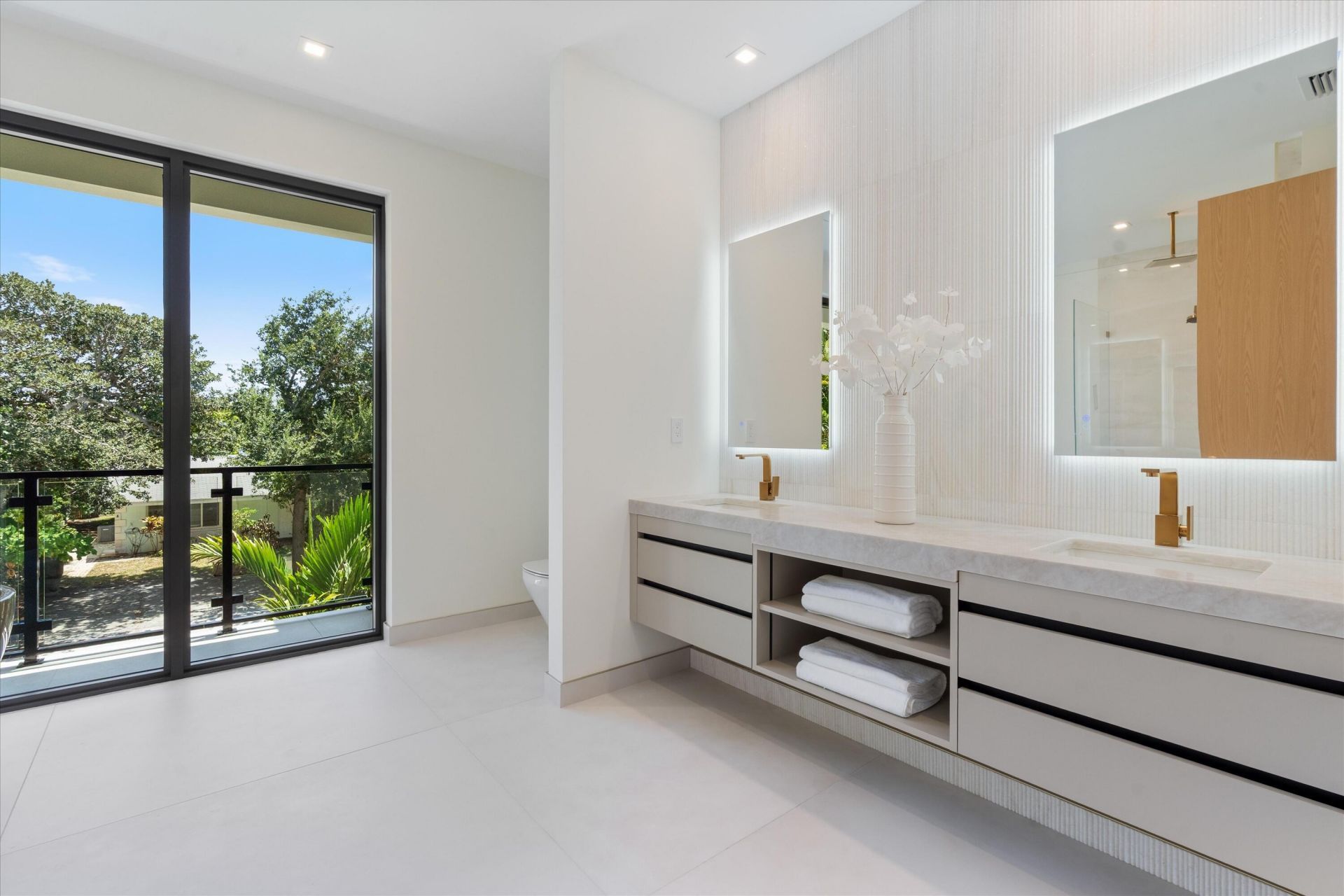 13 Eastview Avenue, Delray Beach, FL 33483 Photo