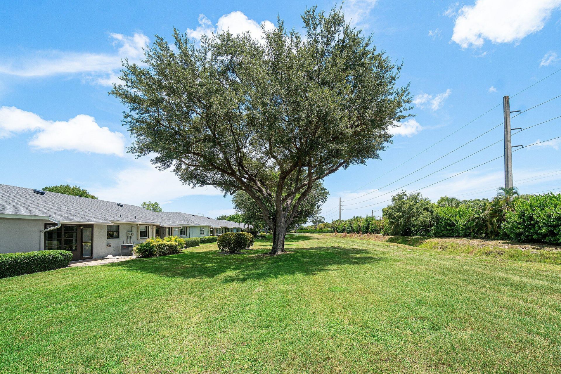9945 Papaya Tree Trail, Unit B, Boynton Beach, FL 33436 Photo