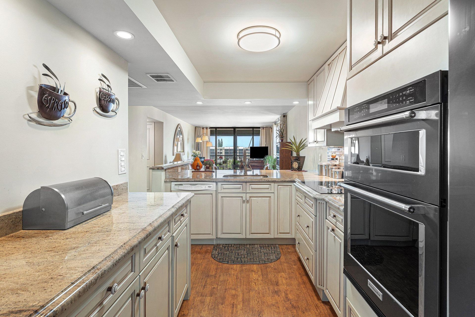 17 Royal Palm Way, Unit 6060, Boca Raton, FL 33432 Photo