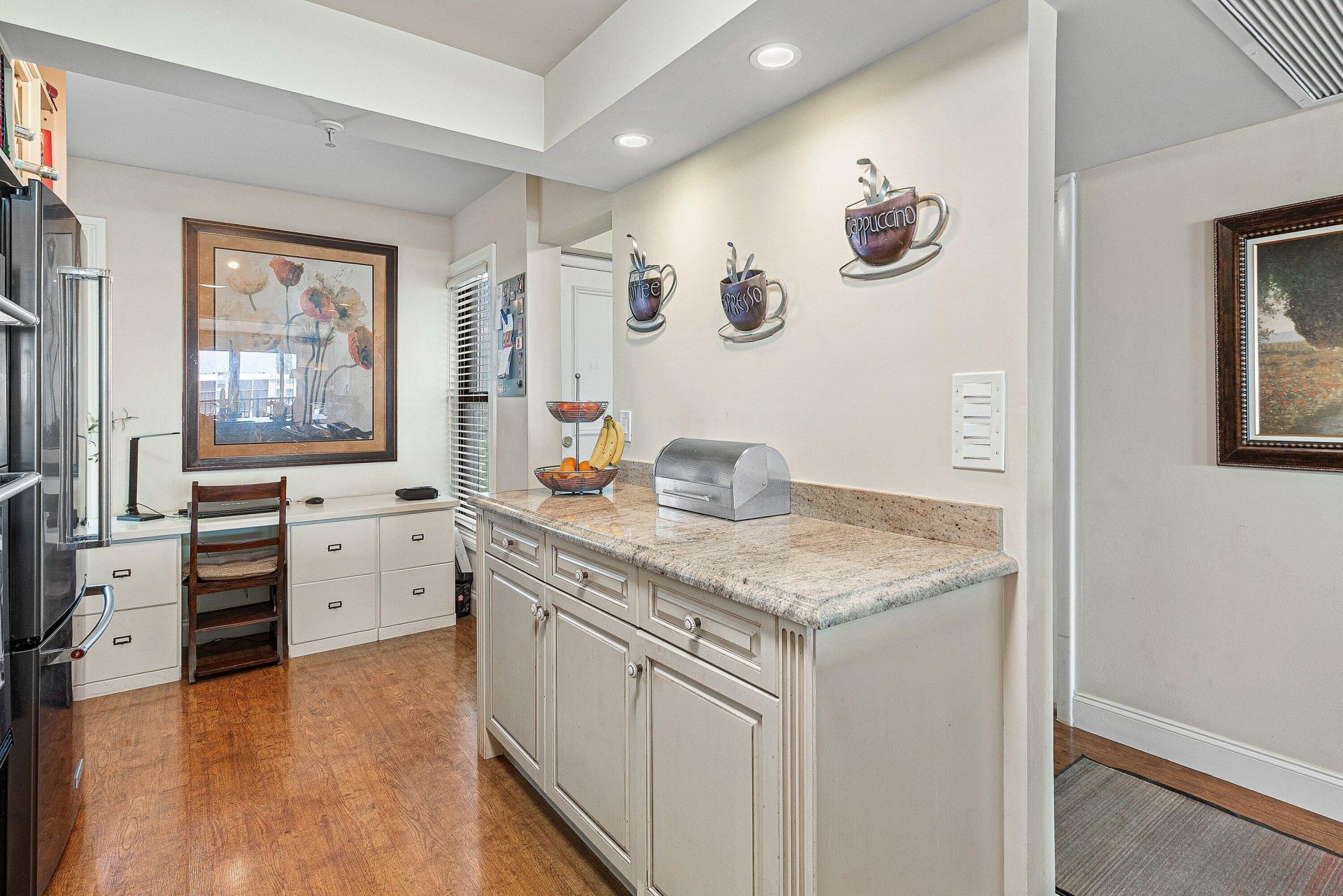 17 Royal Palm Way, Unit 6060, Boca Raton, FL 33432 Photo