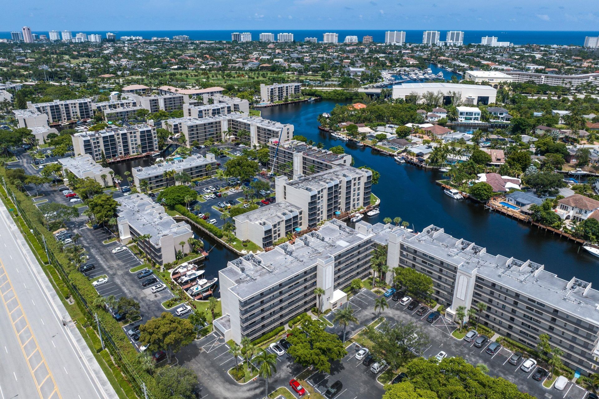17 Royal Palm Way, Unit 6060, Boca Raton, FL 33432 Photo