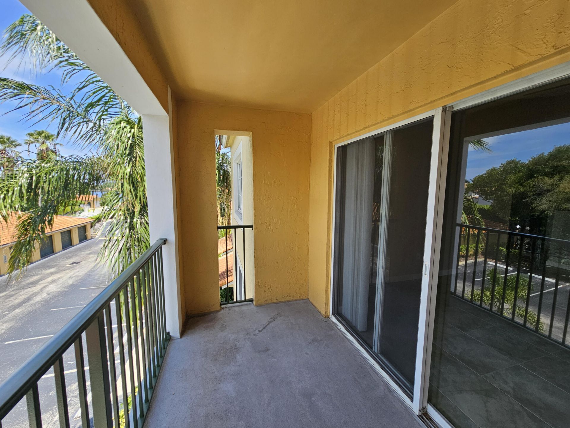 140 Yacht Club Way, Unit 305, Hypoluxo, FL 33462 Photo