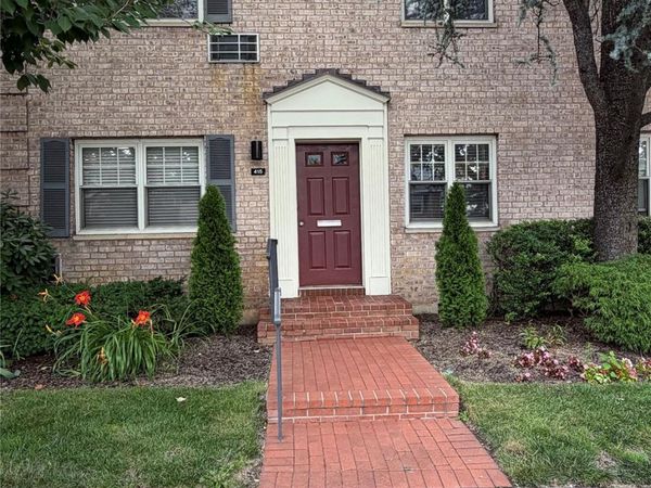 415 Merrick Road , Unit 1L, Rockville Centre, NY 11570