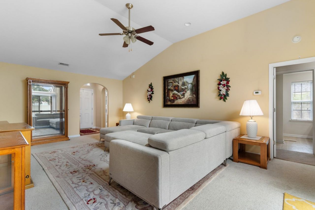 214 Southern Breezes Circle  Photo 13