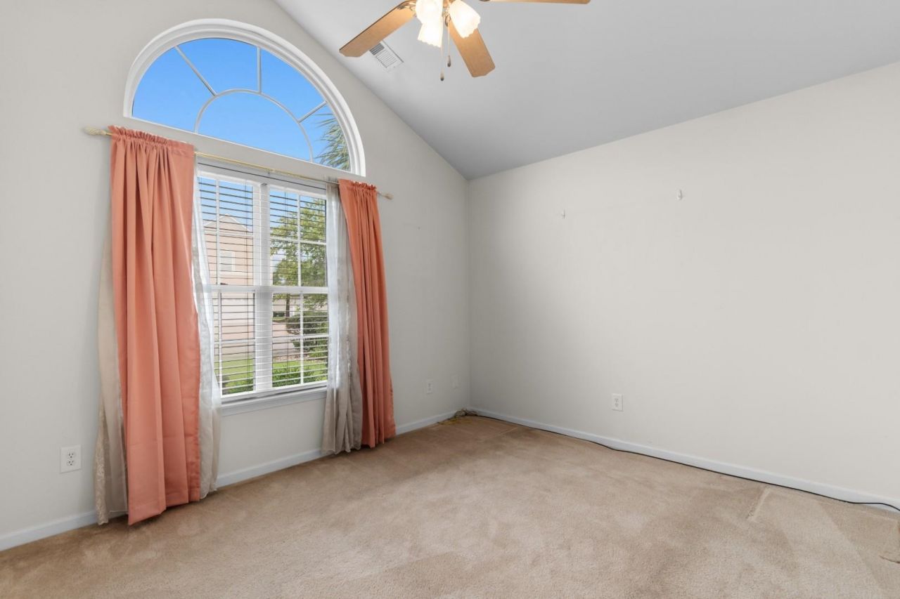 214 Southern Breezes Circle  Photo 18