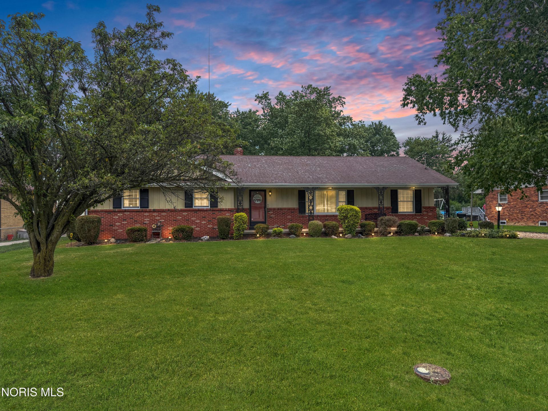 1220 Emily Drive, Millbury, OH 43447 Main Photo