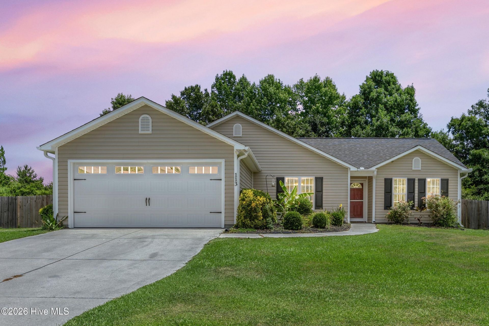 113 Rolling Meadow Drive , Richlands, NC 28574 Main Photo