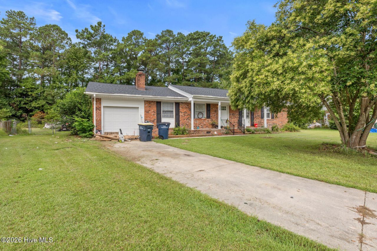 517 West Court , Jacksonville, NC 28546 Main Photo