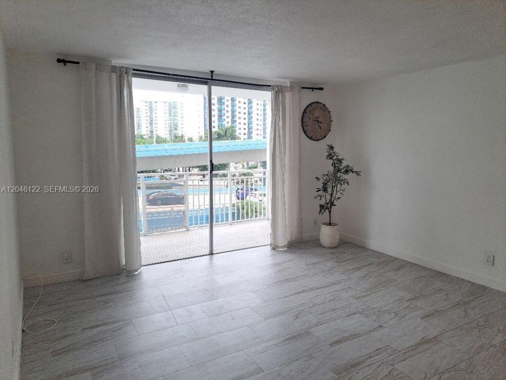 1801 S Ocean Dr , Unit 333, Hallandale Beach, FL 33009 Photo