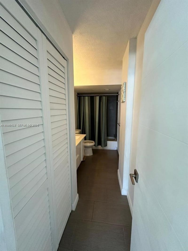 1801 S Ocean Dr , Unit 333, Hallandale Beach, FL 33009 Photo