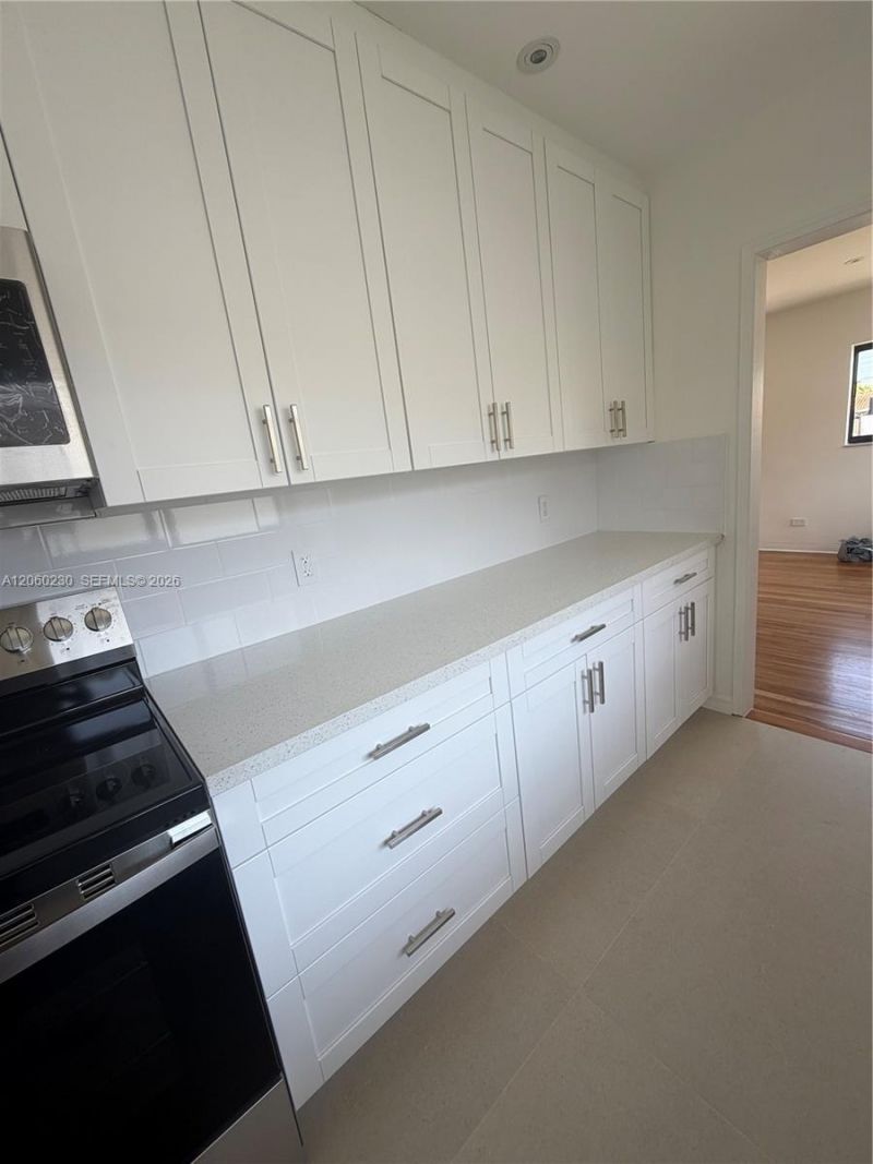 5171 SW 6th St , Miami, FL 33134 Photo