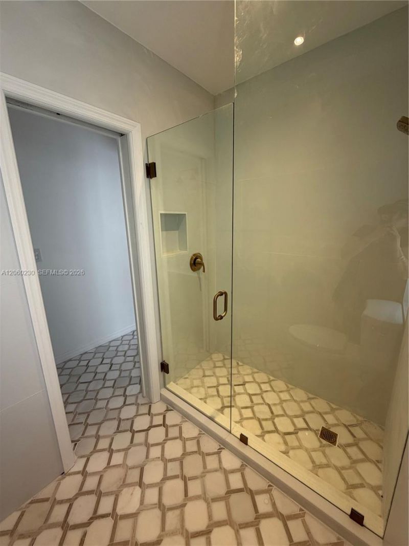 5171 SW 6th St , Miami, FL 33134 Photo