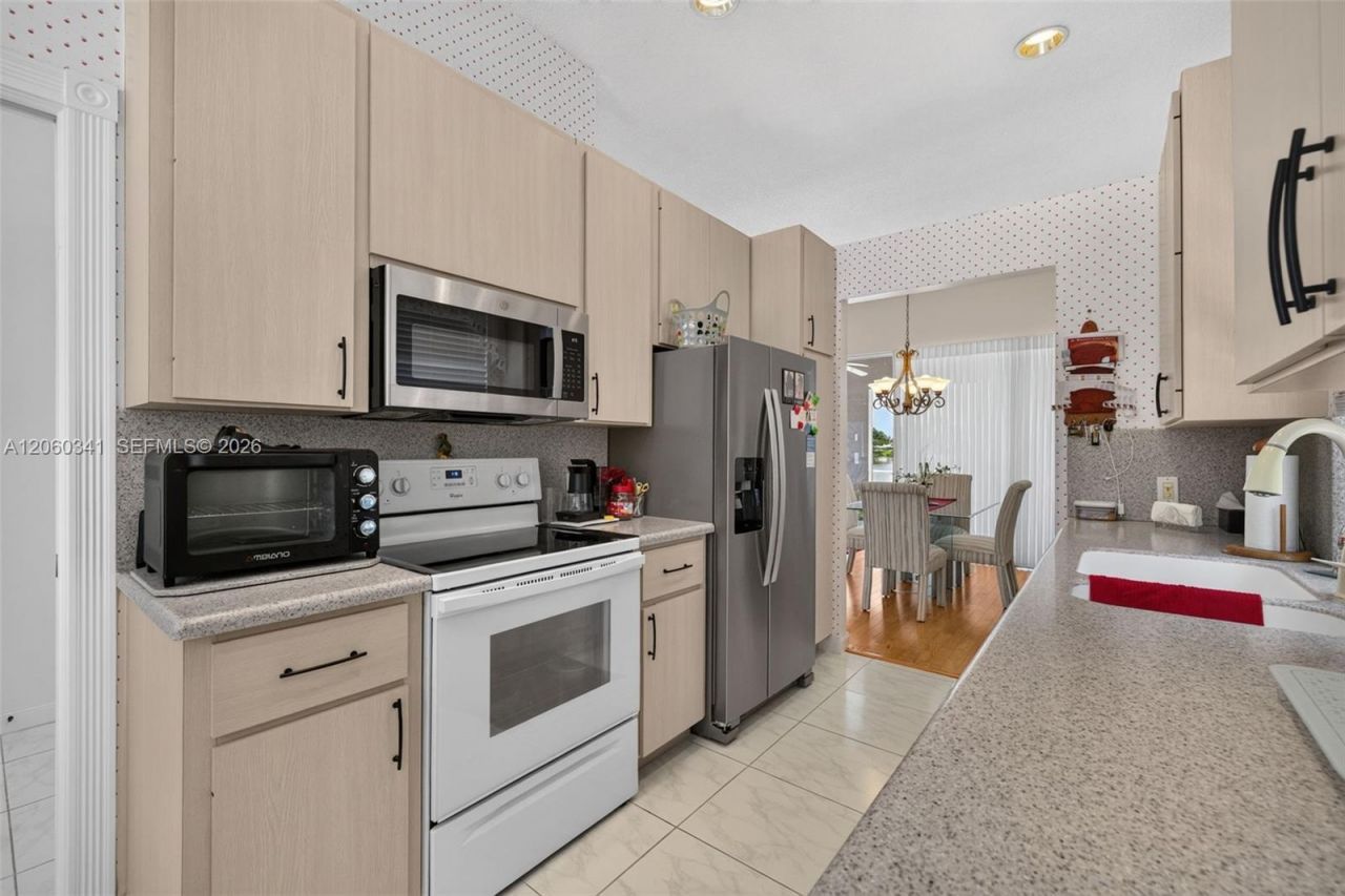 169 NW Bentley Cir, Port Saint Lucie, FL 34986 Photo