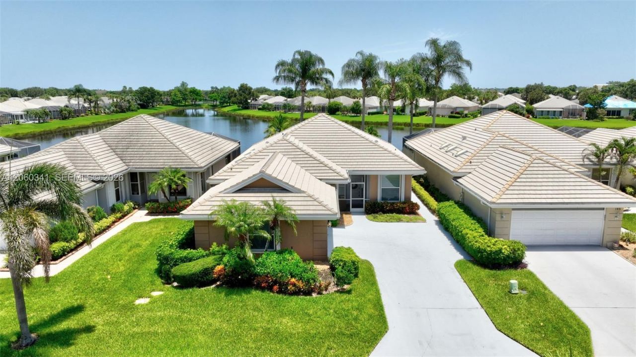 169 NW Bentley Cir, Port Saint Lucie, FL 34986 Photo