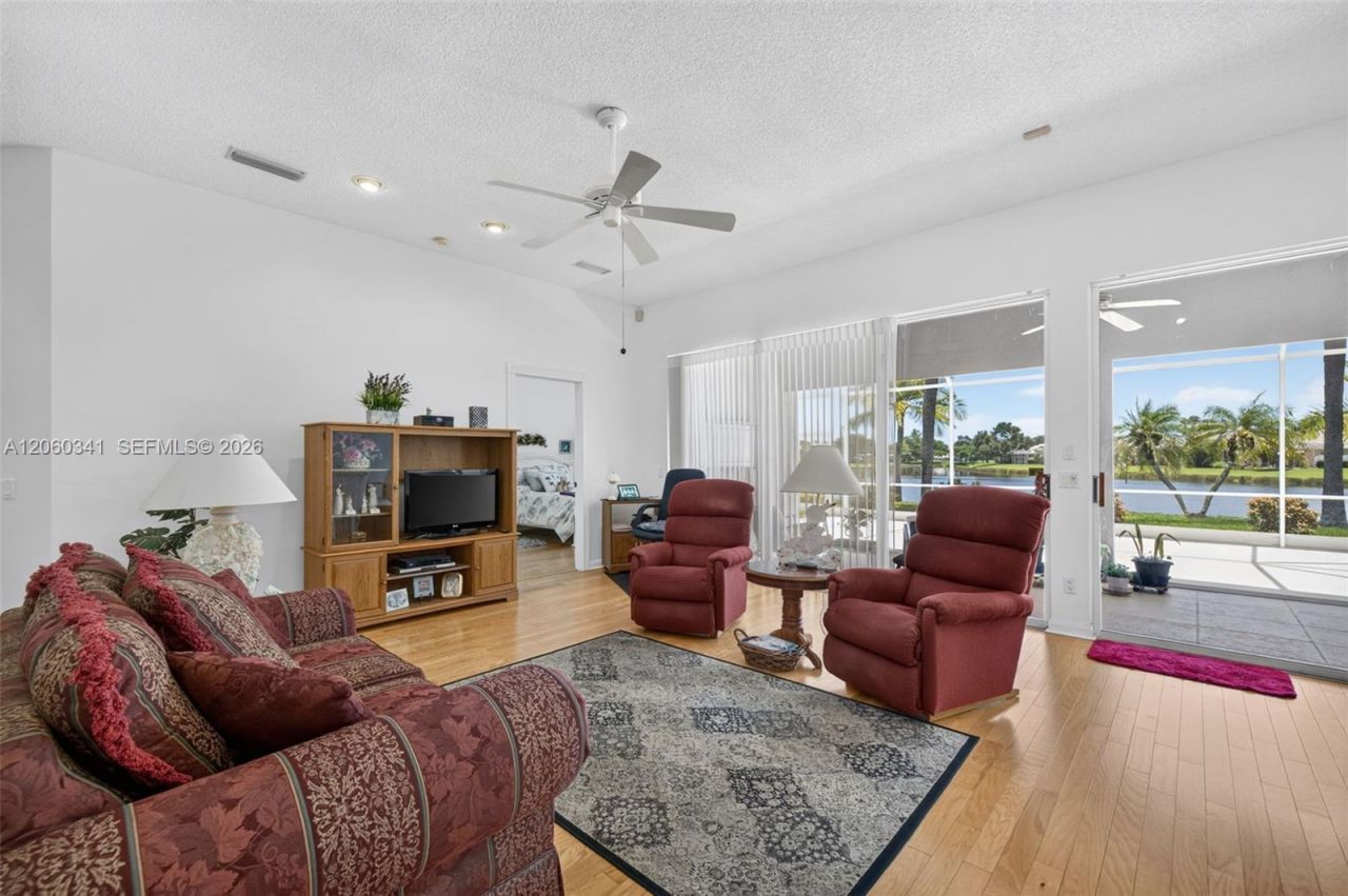 169 NW Bentley Cir, Port Saint Lucie, FL 34986 Photo