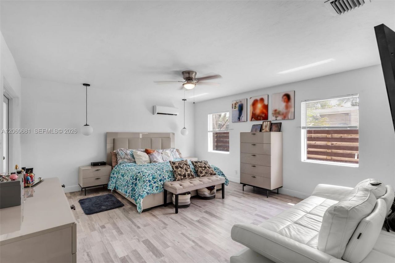 11311 NW 23rd St, Pembroke Pines, FL 33026 Photo
