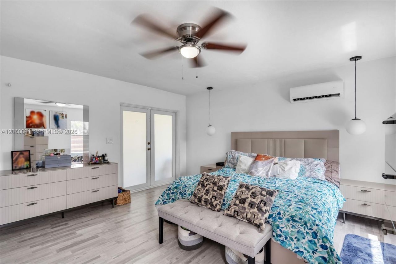 11311 NW 23rd St, Pembroke Pines, FL 33026 Photo