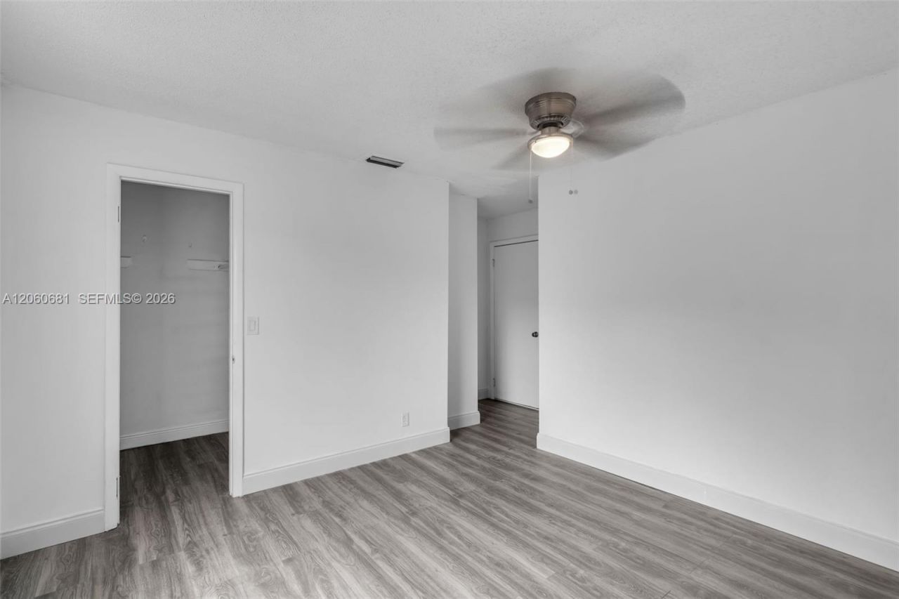 11311 NW 23rd St, Pembroke Pines, FL 33026 Photo